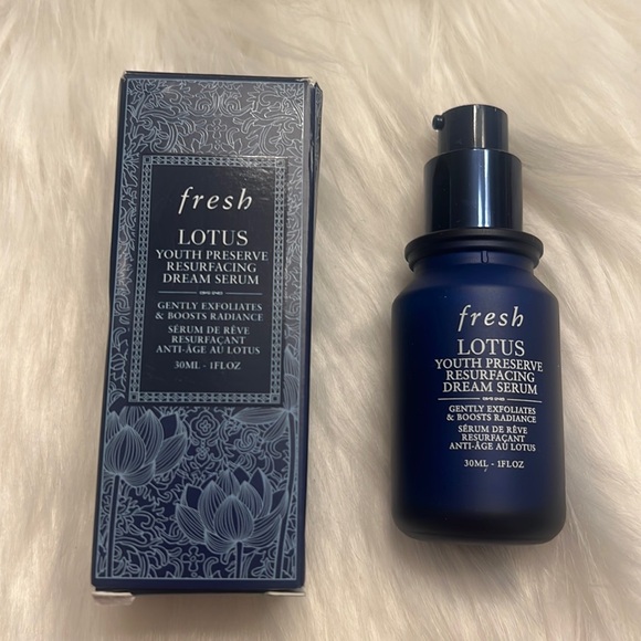 fresh Lotus AHA Resurfacing Gentle Serum